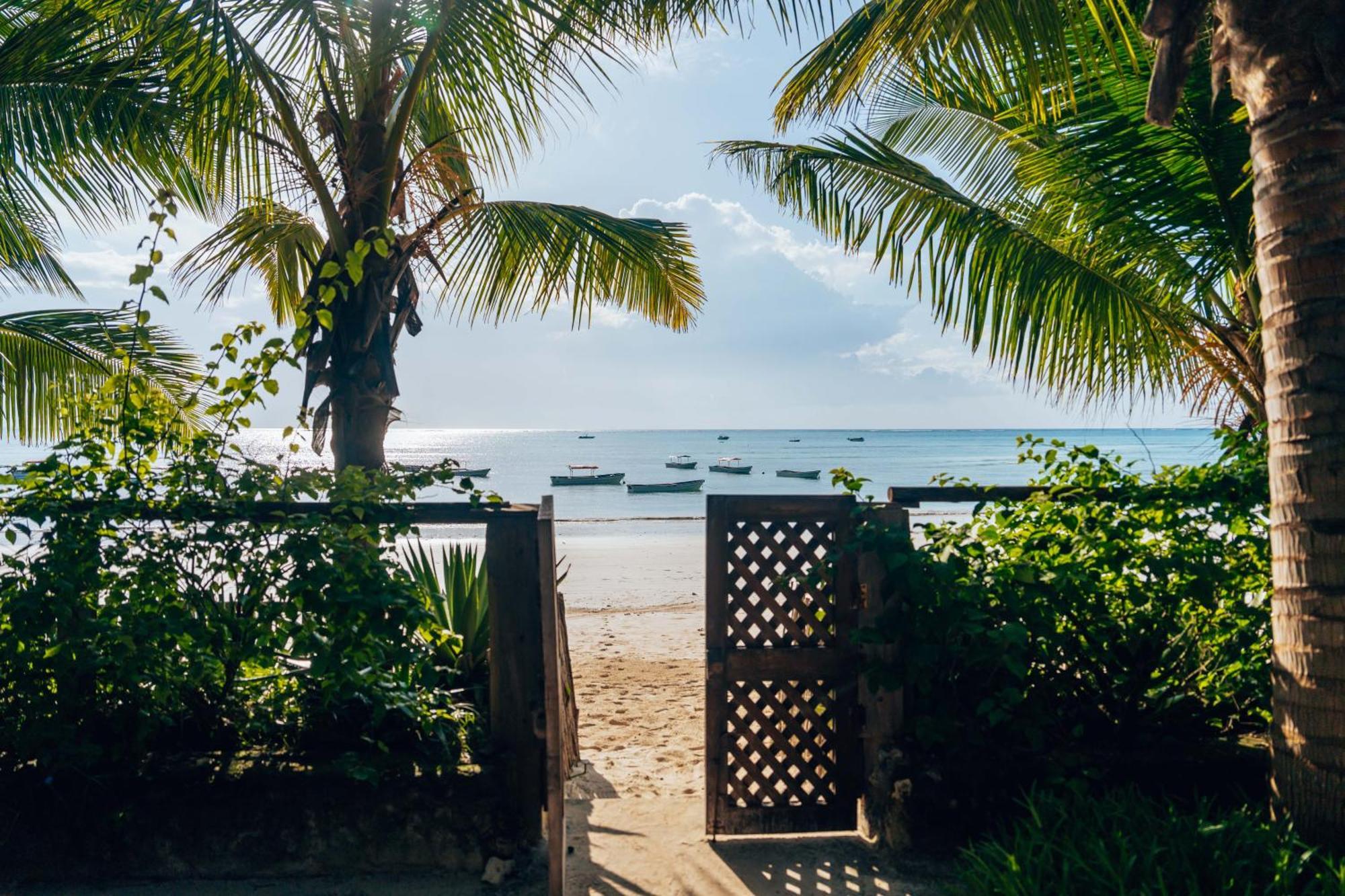 Hekaya Zanzibar Hotel Пингуе Екстериор снимка